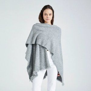 + Beryll Cashmere Serape | Light Gray